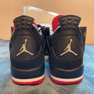 Nike Air Jordan 4 Retro GS 408452 NEW IN BOX  black grey red